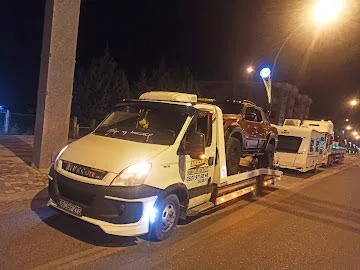 Gece çekici ile araç taşıma hizmeti